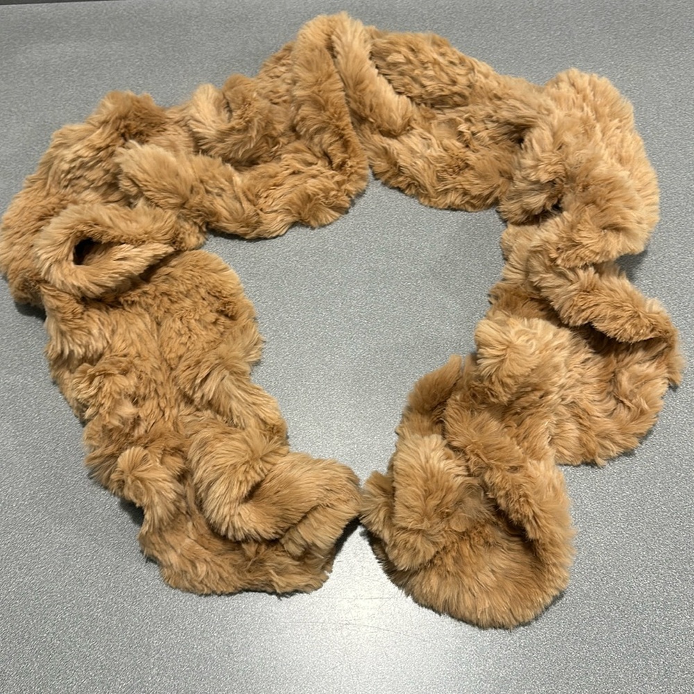 Mitchie’s Rabbit Scarf